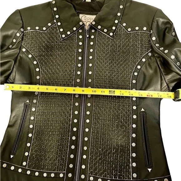 CRIPPLE CREEK Women's Studded Leather Jacket - S